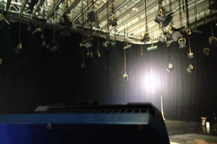 Apertura del Departamento de iluminaci�n: Jornada en Canal 7